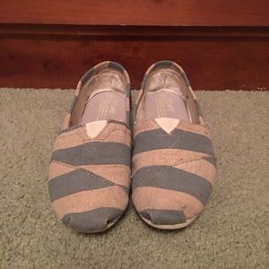 Striped Toms